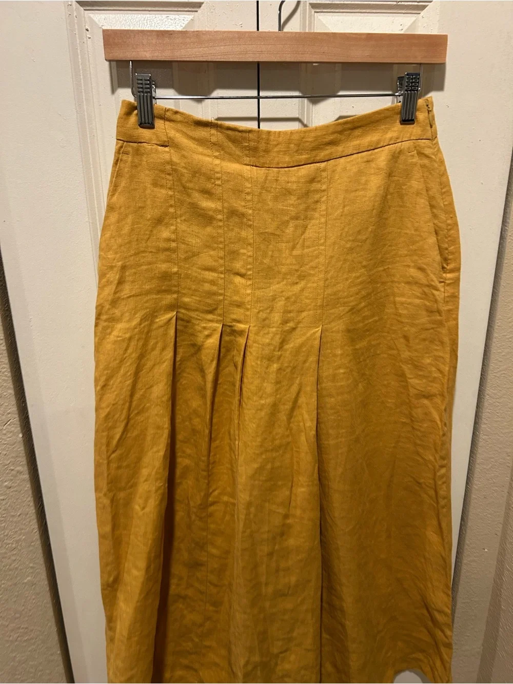 Zara 100% Linen Yellow Pleated Culottes Wide Leg , Small